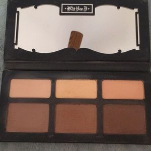 Kat Von D shade and light contour powder